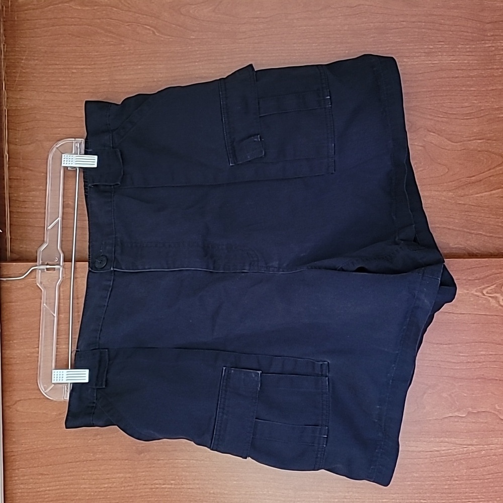 Men's navy blue cargo shorts